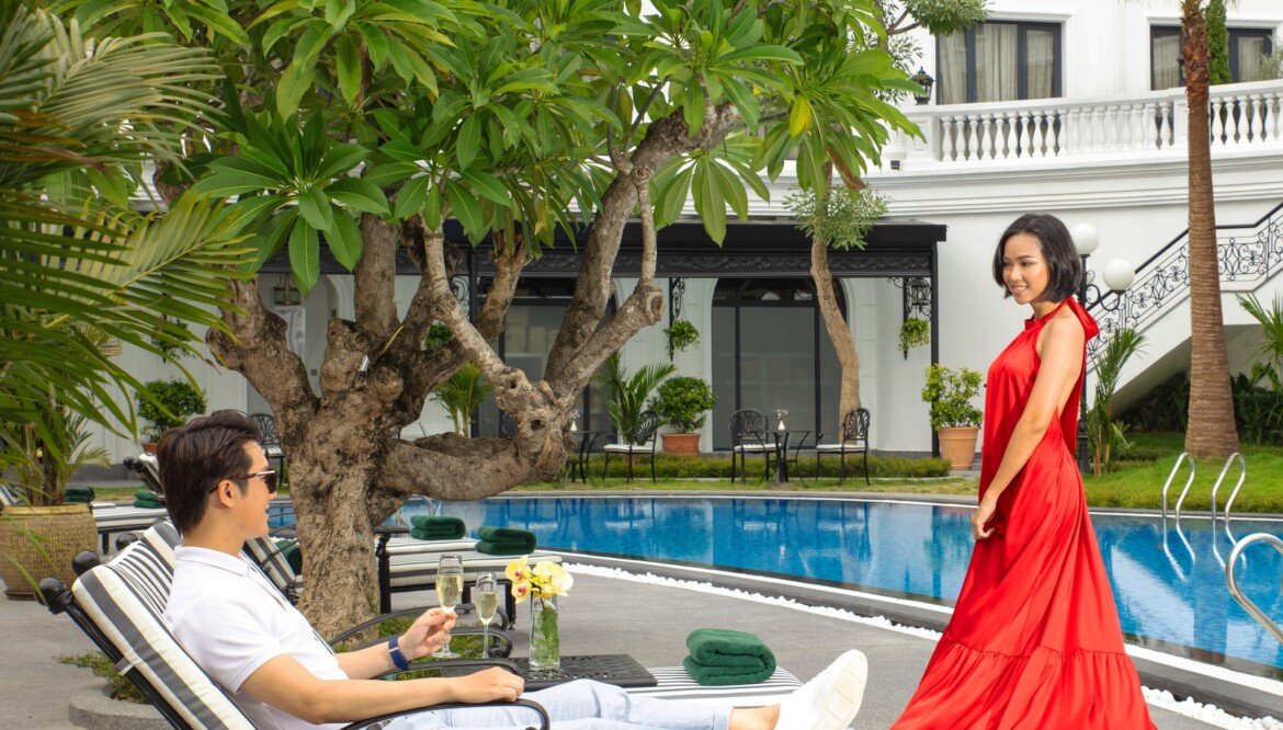 Silk Path Grand Hue: Lujo Histórico y Encanto Contemporáneo en Hue