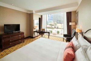Eastin Grand Hotel Saigon - room