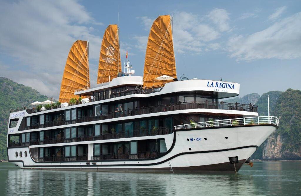 La Regina Legend – Elegancia y exclusividad en la bahía de Lan Ha