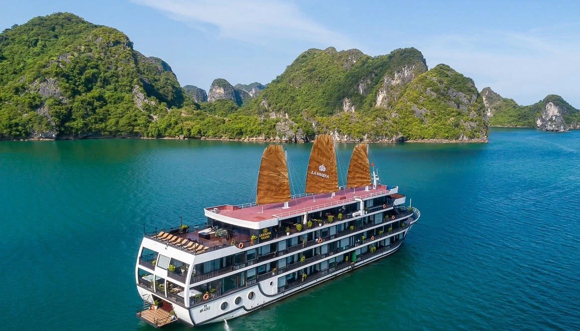 La Regina Royal Cruise – Experiencia de lujo en la Bahía de Ha Long