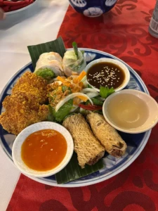 Sakura Hoian food